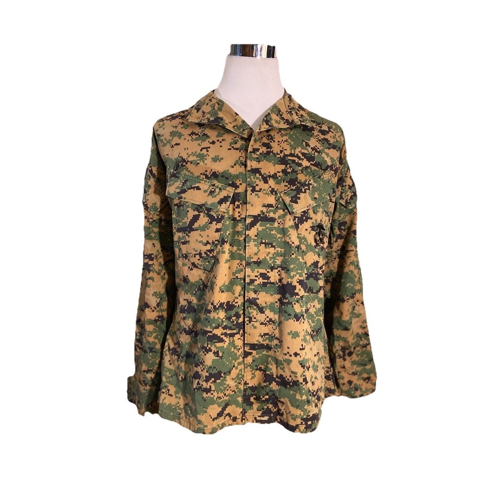 Vintage US Military Jacket Men’s Size Medium Desert Camo Hunting Outdoor *READ*